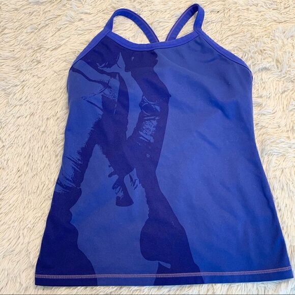 Lululemon tank top    - Picture 1 of 3